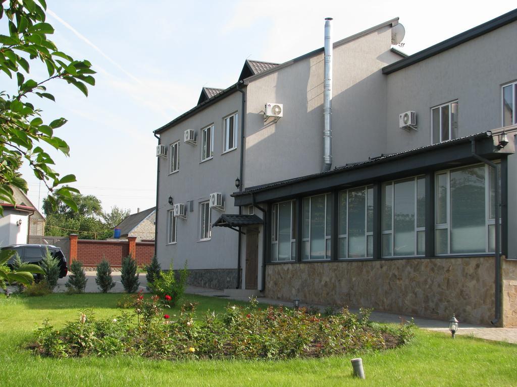 Hotel Grant Pesochin 外观 照片