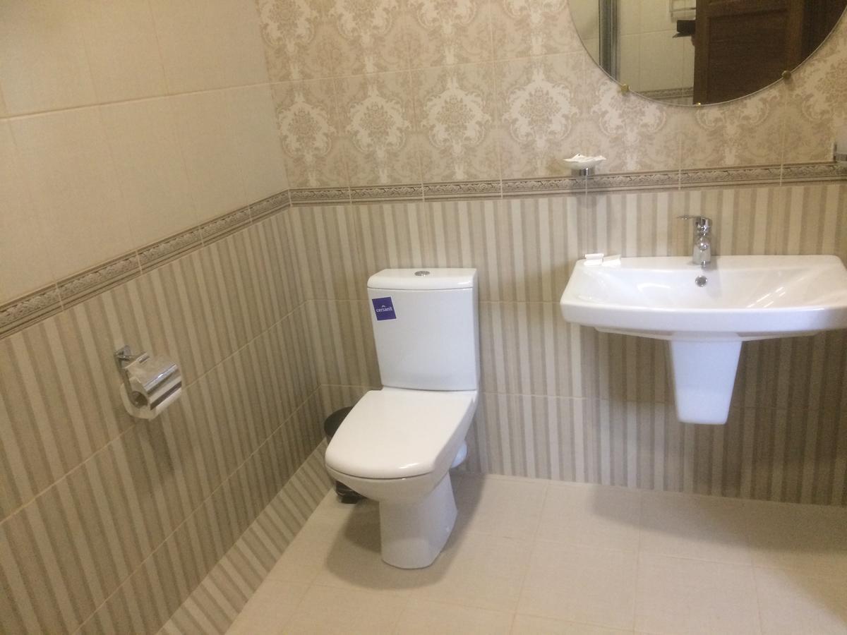 Hotel Grant Pesochin 外观 照片